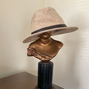 Goorin brothers linen hat